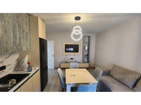 Tirane, jepet me qera apartament 1+1 Kati 3, 50 m² 480 € 