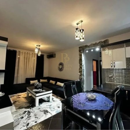 Tirane, jepet me qera apartament 3+1+Ballkon Kati 2, 115 m² 700 € (Bulevardi i Ri)