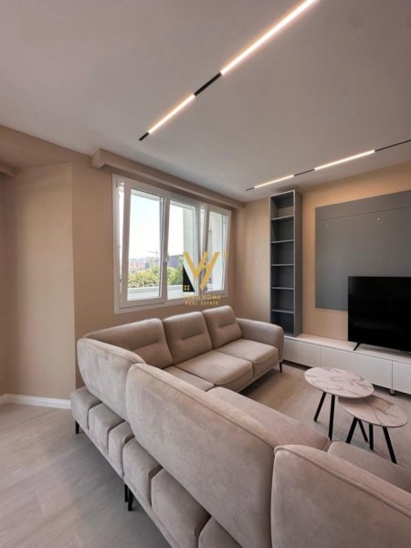 Tirane, jepet me qera apartament 2+1+Ballkon Kati 2, 117 m² 800 € (RIVER RESIDENCE)