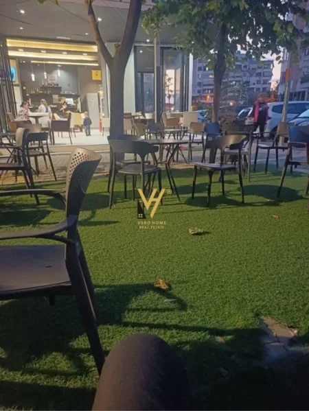 Tirane, shitet ambjent biznesi Kati 0, 90 m² 140.000 € (YZBERISHT)