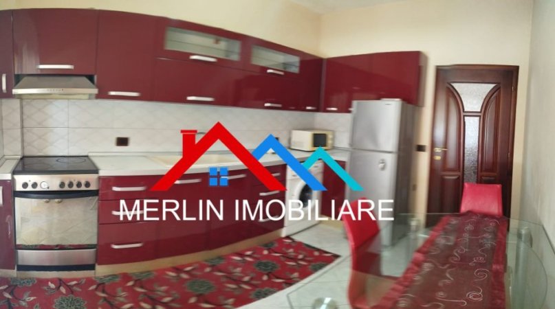 Tirane, jepet me qera apartament 1+1 Kati 2, 70 m² 350 € (RRUGA ALI SHEFQETI)