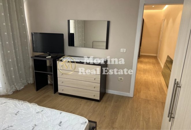 Tirane, jepet me qera apartament 1+1 Kati 5, 80 m² 550 € (Trgu Elektrik)