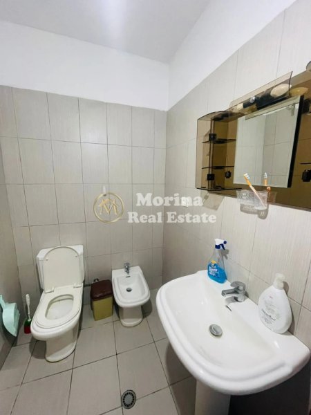 Tirane, jepet me qera apartament 1+1 Kati 9, 60 m² 400 € (Yzberisht)
