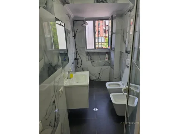 Tirane, shitet apartament Kati 2, 72 m² 188.000 € 