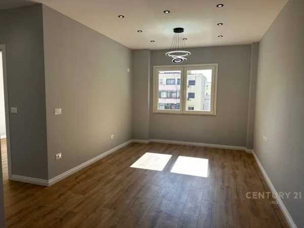 Tirane, shitet apartament Kati 6, 64 m² 118.000 € 
