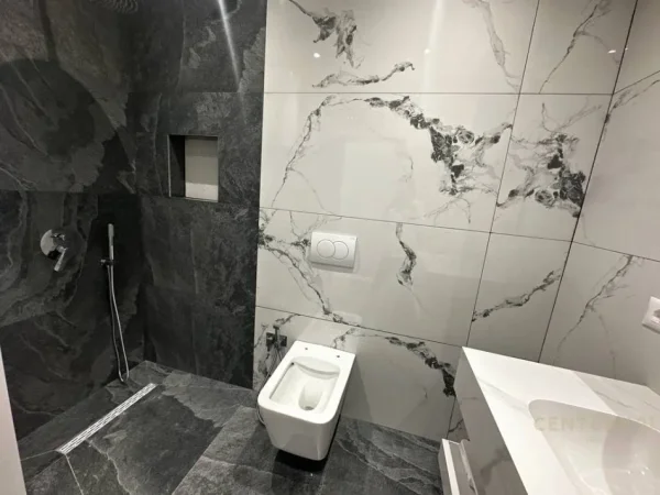 Tirane, shitet apartament Kati 6, 64 m² 118.000 € 