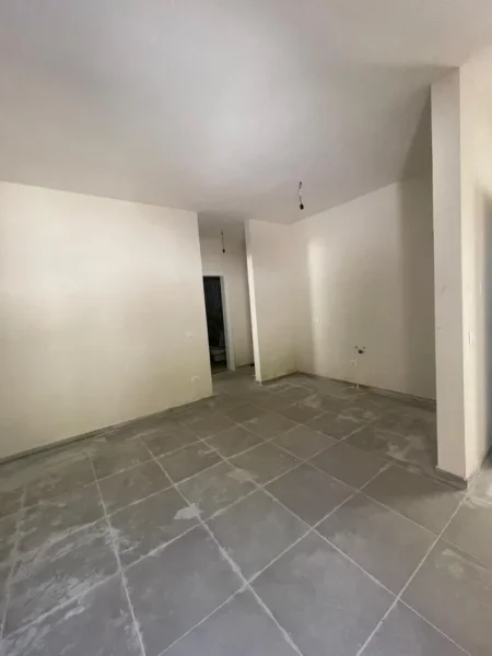 Durres, shes apartament 1+1 Kati 2, 76 m²