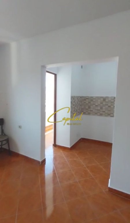 Tirane, shitet apartament 1+1 Kati 4, 64 m² 75.000 € (KOMBINAT)