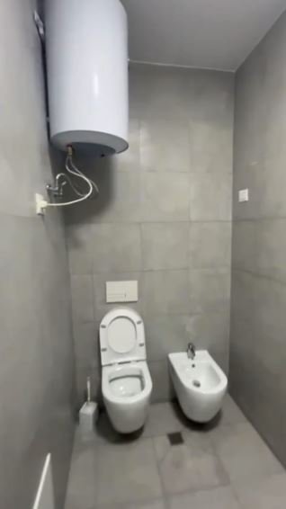 Tirane, jepet me qera apartament 1+1 Kati 2, 60 m² 350 € (Univers City)