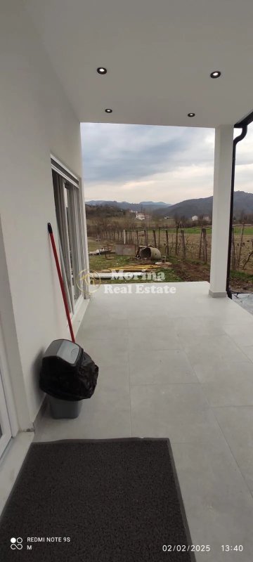 Tirane, jepet me qera apartament 2+1 Kati 1, 100 m² 300 € (Baldushk)