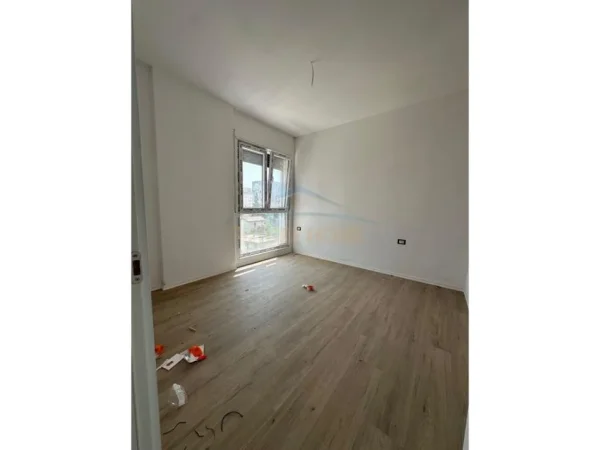 Tirane, shitet apartament 2+1 Kati 3, 108 m² 183.260 € (Jordan Misja)
