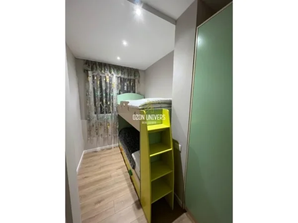 Tirane, jepet me qera apartament 2+1+Ballkon Kati 2, 67 m² 600 € (Kodra e Diellit, pranë Rezidencës Kodra e Diellit 1)