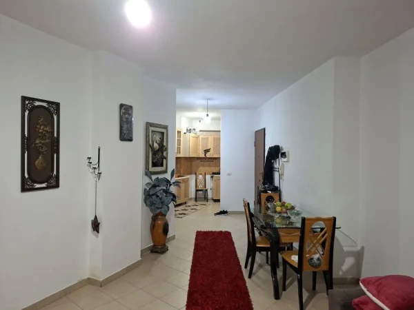 Tirane, shitet apartament 2+1 Kati 3, 120 m² 144.000 € (ASTIR)