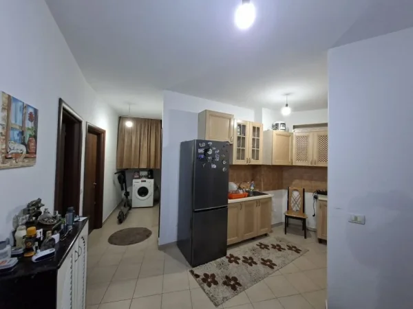 Tirane, shitet apartament 2+1 Kati 3, 120 m² 144.000 € (ASTIR)