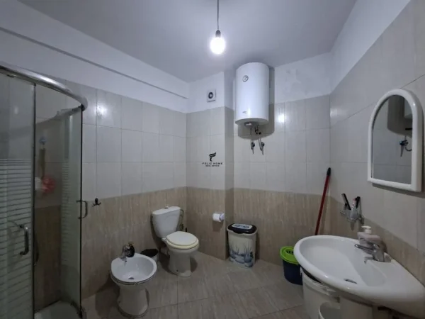 Tirane, shitet apartament 2+1 Kati 3, 120 m² 144.000 € (ASTIR)