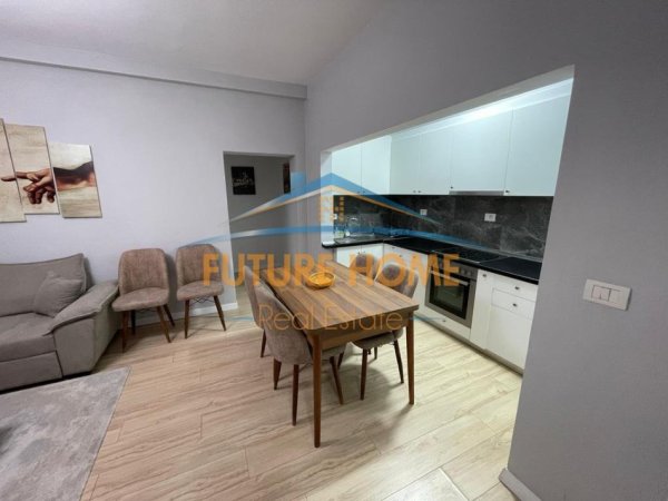 Tirane, jepet me qera apartament 1+1 Kati 4, 51 m² 500 € (Moziku Tiranes)