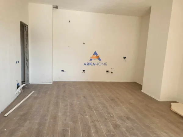 Tirane, shitet apartament 2+1 Kati 4, 112 m² 292.500 € (VASIL SHANTO)