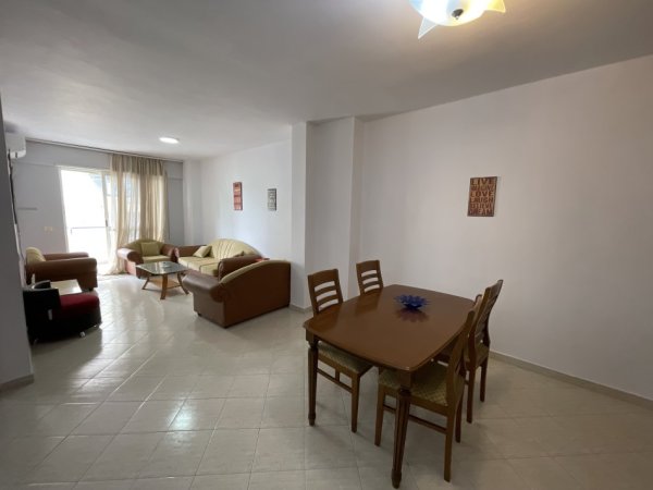 Durres, shes apartament 1+1+Ballkon Kati 2, 90.000 € (Plazh iliria)