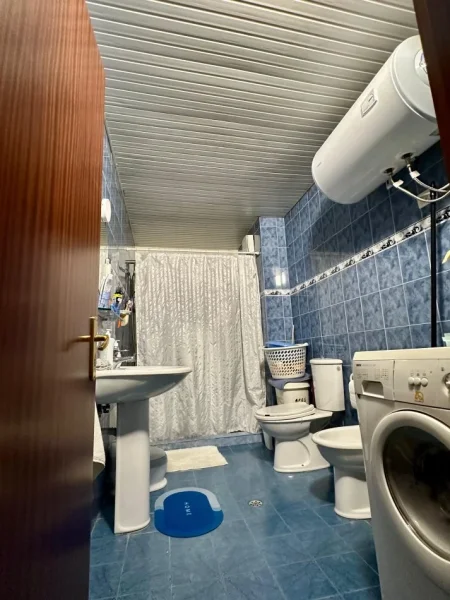 Tirane, shitet apartament 2+1 Kati 5, 136 m² 250.000 €