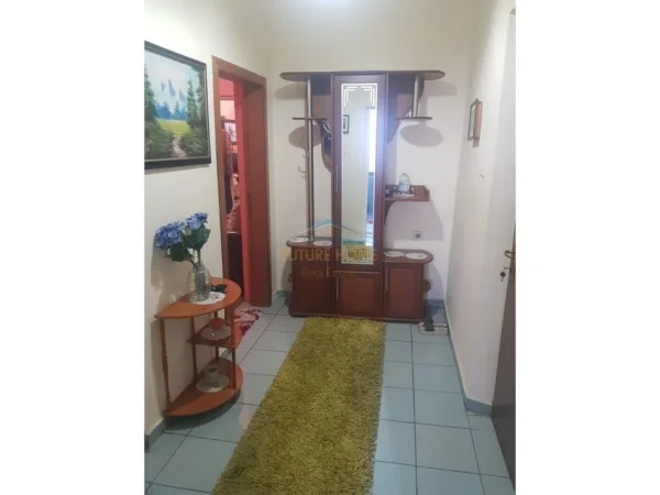 0683487469 Tirane, shitet apartament 2+1 Kati 4, 111 m² 256.000 € (Gjimnazi Petro Nini Luarasi)