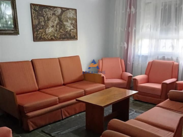 jepet me qera apartament 2+1+Ballkon Kati 4, 80 m² 450 € (TE OXHAKU)