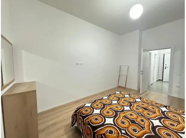 Tirane, jepet me qera apartament 1+1+Ballkon Kati 6, 75 m² 600 € (Rruga e Kavajes)
