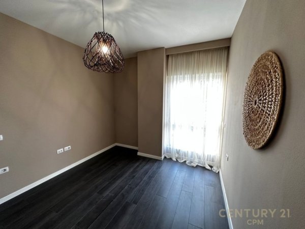 Tirane, shes apartament 1+1 Kati 2, 64m² 170.000 €