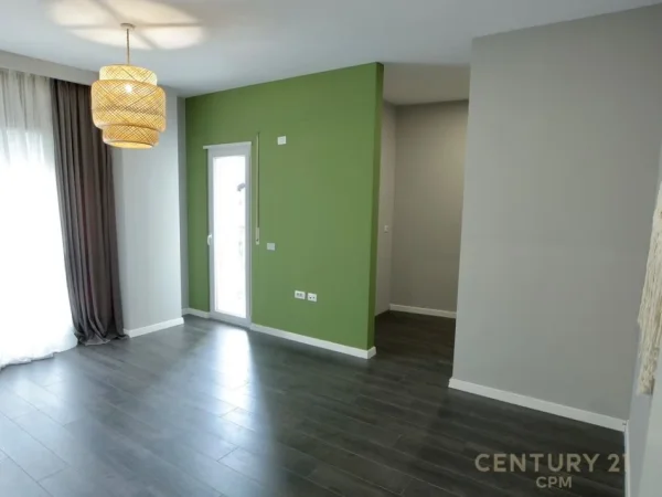 Tirane, shes apartament 1+1 Kati 2, 64m² 170.000 €