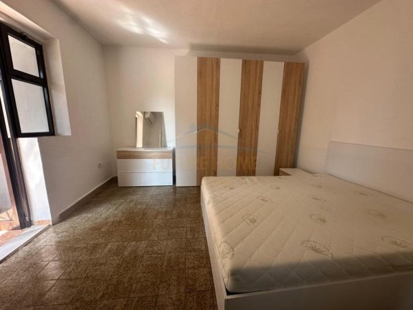 0683487469 Shqiperi, jepet me qera apartament 2+1+Ballkon Kati 2, 76 m² 400 € (QYTET STUDENTI)
