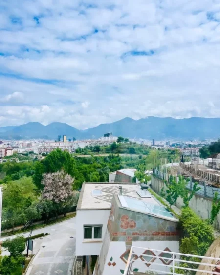 Tirane, shitet apartament , 116 m² 220.000 € (Kodra e Diellit 2)