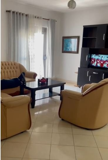 Tirane, jepet me qera apartament 2+1 Kati 1, 83 m² 450 € (Astir)
