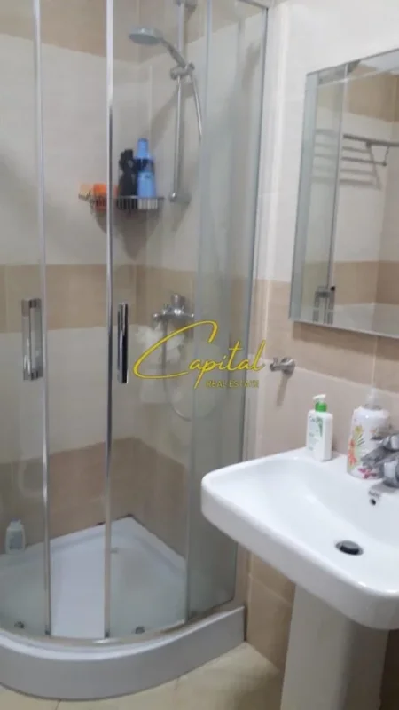 Tirane, shitet apartament 1+1 Kati 3, 56 m² 140.000 € (BRRYLI)