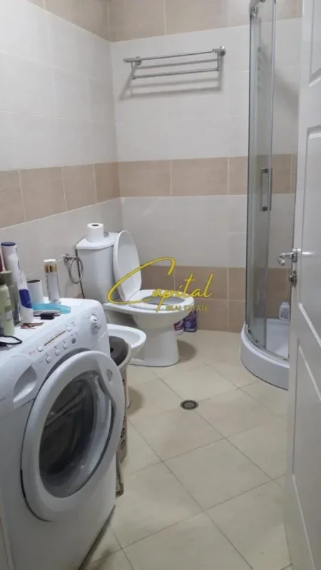 Tirane, shitet apartament 1+1 Kati 3, 56 m² 140.000 € (BRRYLI)