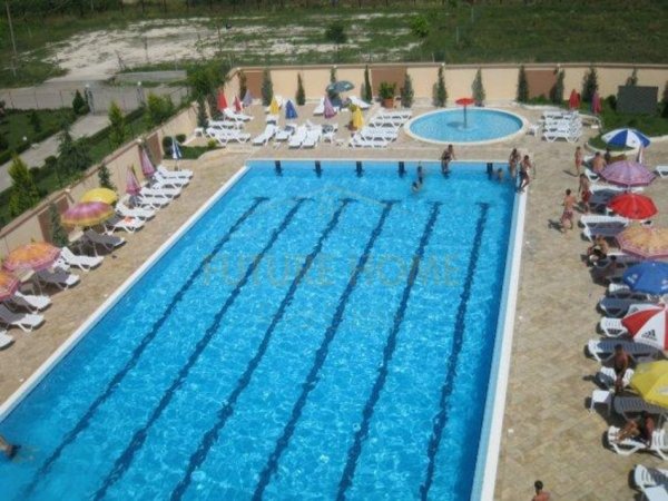 Tirane, shitet ambjent biznesi , 4.500 m² 