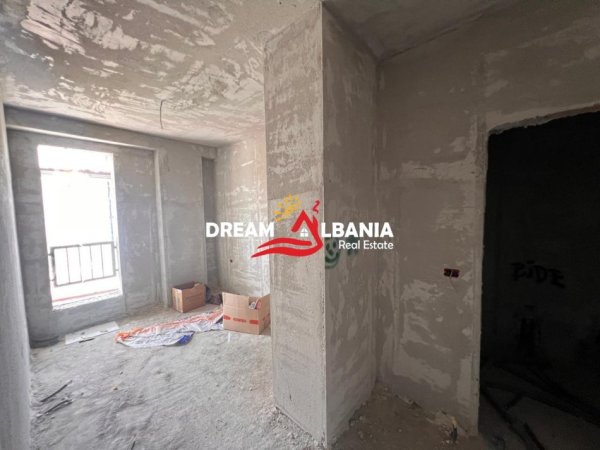 Tirane, shitet apartament 3+1 , 121 m² 230.000 € (rr elbassanit)