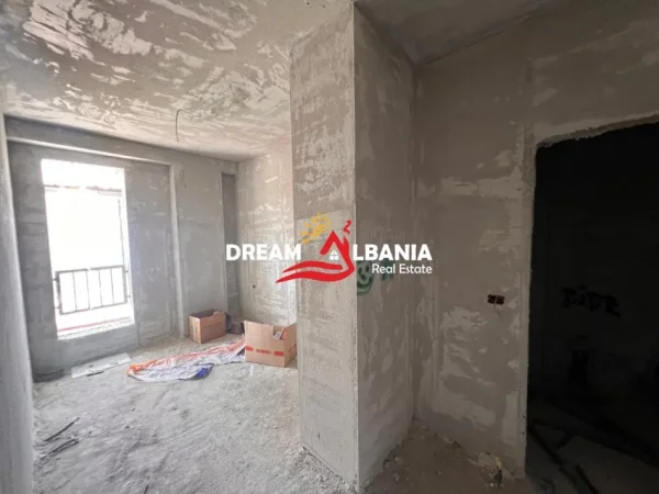 Tirane, shitet apartament 3+1 , 121 m² 230.000 € (rruga e elbasanit)