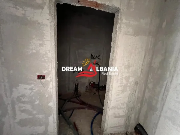 Tirane, shitet apartament 3+1 , 121 m² 230.000 € (rruga e elbasanit)