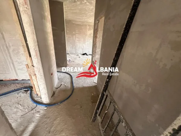 Tirane, shitet apartament 3+1 , 121 m² 230.000 € (rruga e elbasanit)