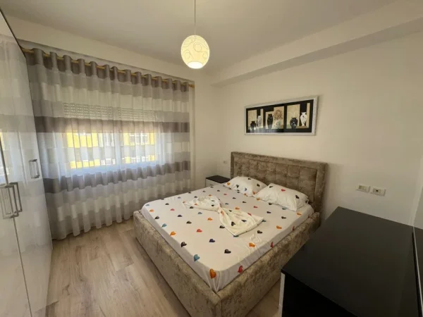 Durres, shitet apartament 1+1+Ballkon Kati 9, 75 m² 93.000 € 
