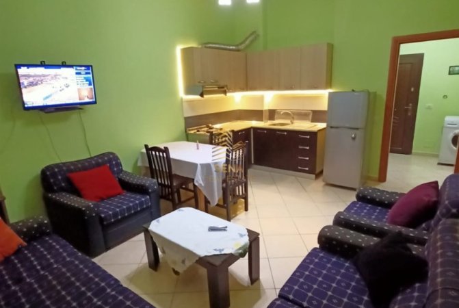 Tirane, jepet me qera apartament 1+1+Ballkon Kati 3, 70 m² 360 € (Rruga Foto Xhavella, Astir)