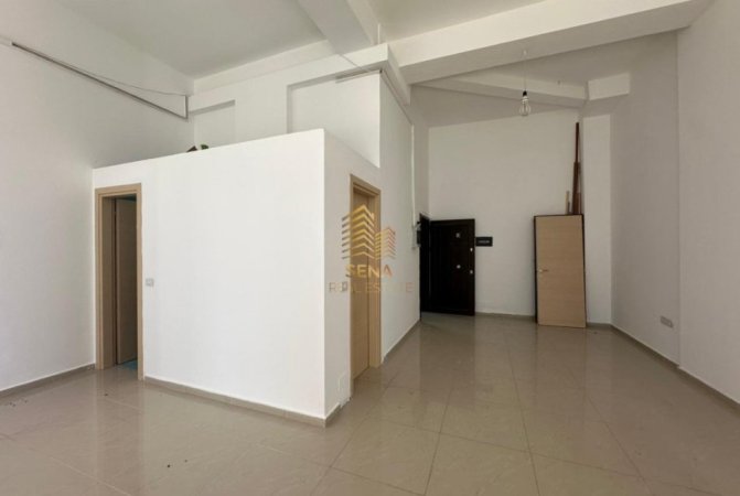 Tirane, jepet me qera ambjent biznesi Kati 0, 53 m² 500 € (Yzberisht, Rruga Joklin Persi)