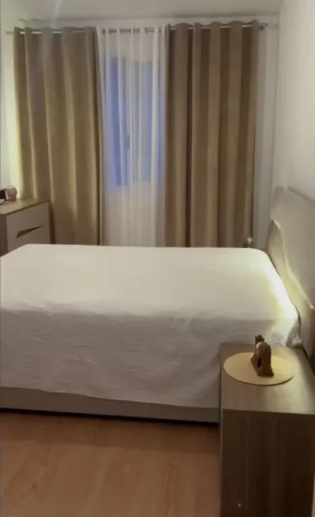 Tirane, shes apartament 1+1+Ballkon Kati 8, 71 m² 135.000 € (ruga Erzen Lita)