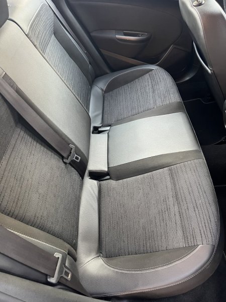 Tirane, shitet makine opel astra 2017 Nafte, gri metalizato manuale Kondicioner 220.000 km 7.000 €
