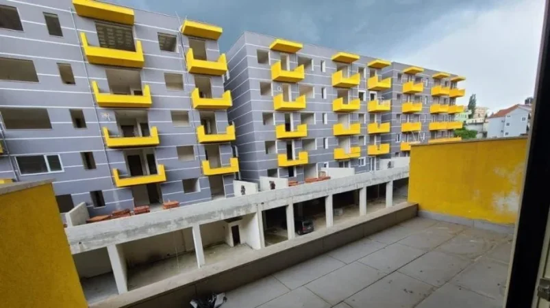 Tirane, shes apartament 1+1+Ballkon Kati 4, 63 m² 83.000 € (ramazan gaxherri)