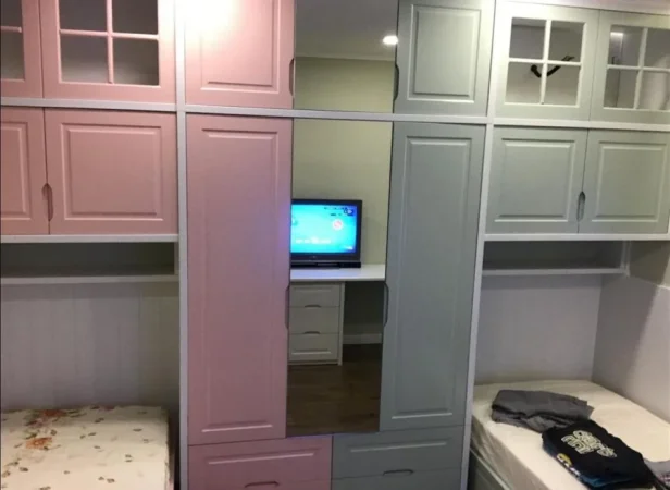 Tirane, shitet apartament 2+1+Ballkon Kati 5, 70 m² 160.000 € (Perball Hotel Hilton)