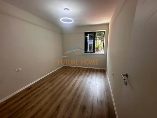 Tirane, shitet apartament 1+1+Ballkon Kati 1, 54 m² 87.000 € 