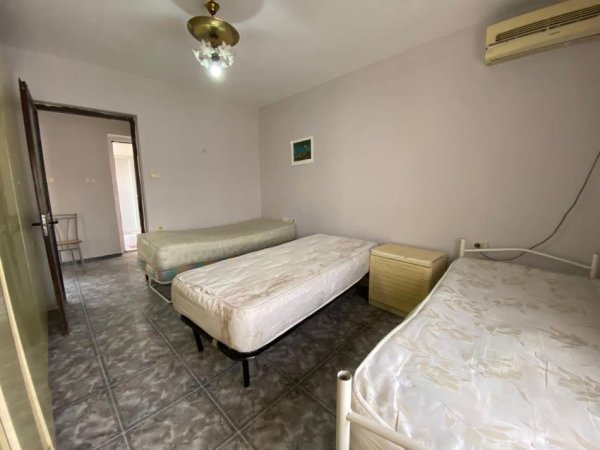 Tirane, jepet me qera apartament 2+1+Ballkon Kati 5, 87 m² 500 € (Myslym Shyri)