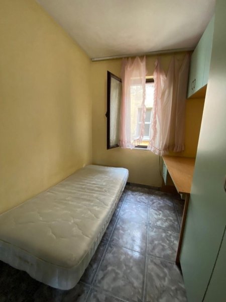 Tirane, jepet me qera apartament 2+1+Ballkon Kati 5, 87 m² 500 € (Myslym Shyri)