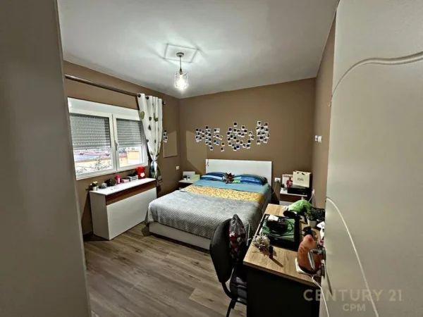 Tirane, jepet me qera apartament 2+1 Kati 2, 120 m² 600 € (Don Bosko)