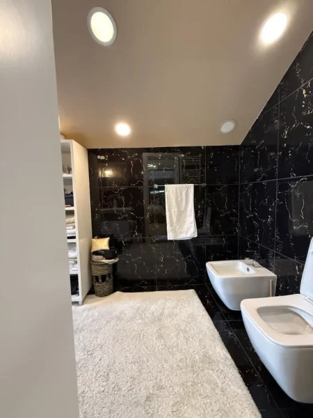 Tirane, jepet me qera apartament 2+1 Kati 3, 100 m² 600 € (Don Bosko)